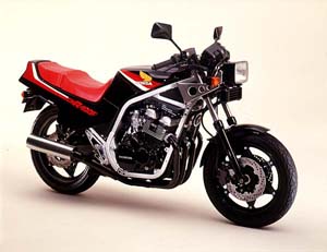 1983年 CBR400F   编号NC17